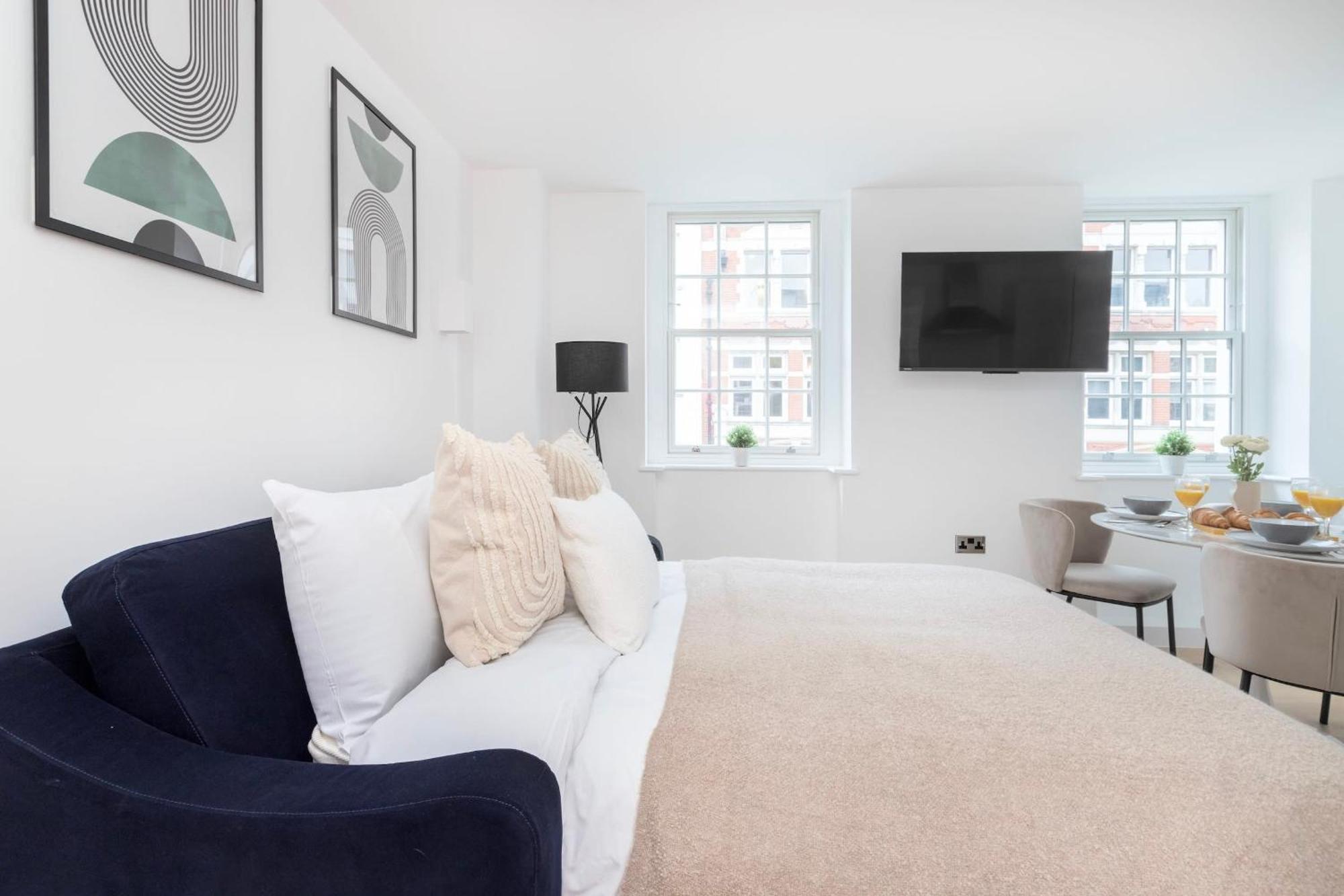 Fitzrovia With Balcony - Cityapartmentstay London Exterior foto